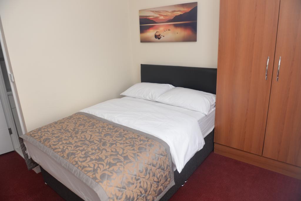 Global Lodge Londra Esterno foto