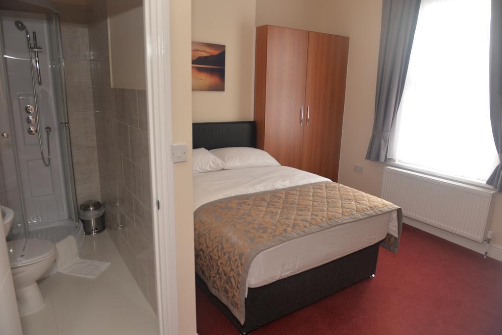 Global Lodge Londra Esterno foto